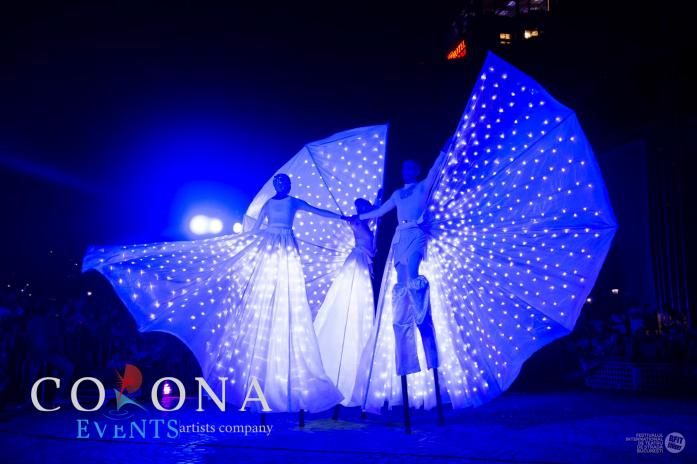 Corona Events "Steamdance, Meduse e Farfalle Luminose"